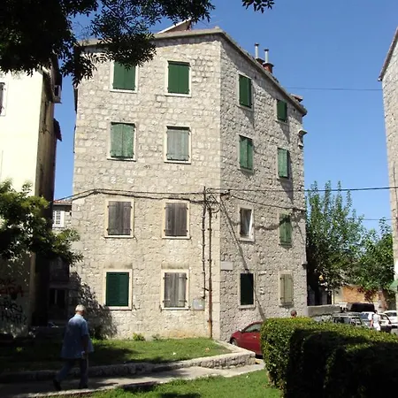 Sretna Apartment Split